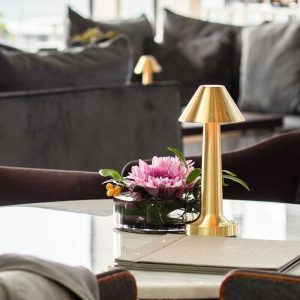 Restaurant Bar Table Lamp - Image 13
